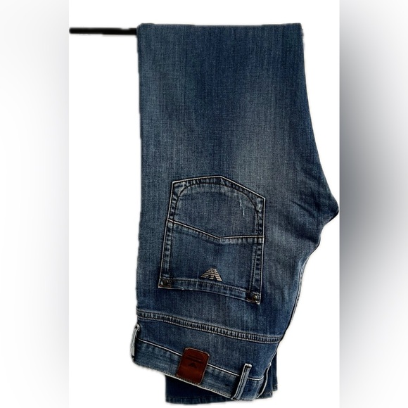 Armani slim cut, five pocket, unique style, denim jeans for men - Picture 9 of 9